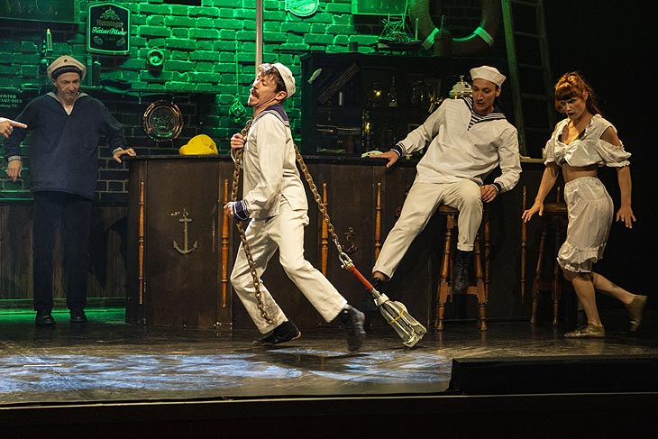 Sailors @ GOP Varieté Theater München vom 06.05.-03.07.2022 ©Fotos: GOP Varieté Heike Krämer